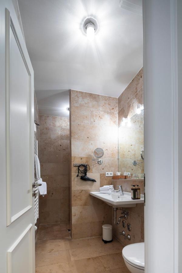 Hotel Orphee Andreasstadel Regensburg Ngoại thất bức ảnh